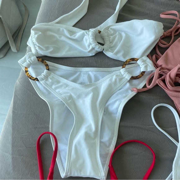 Bundle of Bikinis S/M - Picture 4 of 7